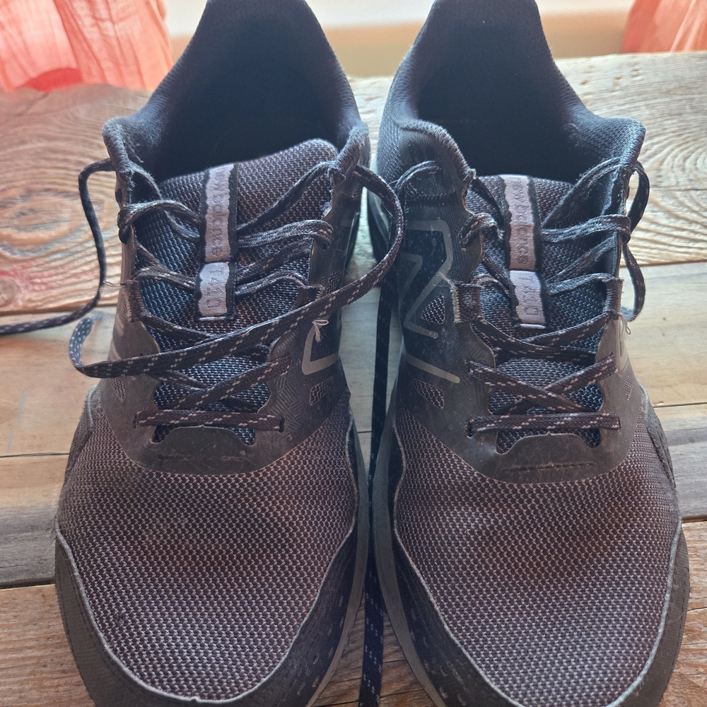 New Balance Men's Gray Sneakers